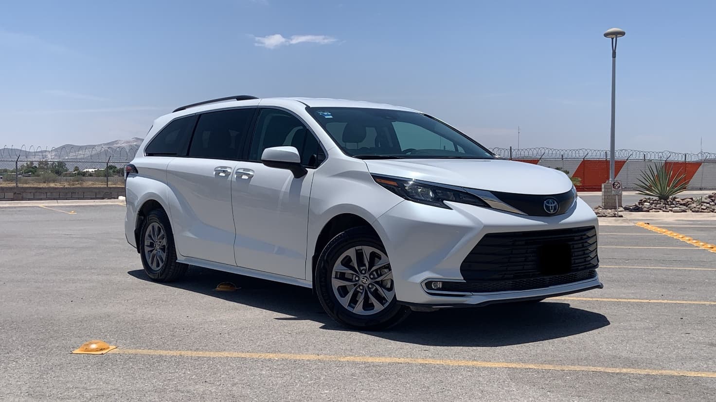 Toyota Sienna 2025